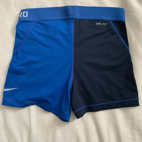 ✨Nike Pro dry-fit  shorts - Picture 2 of 4